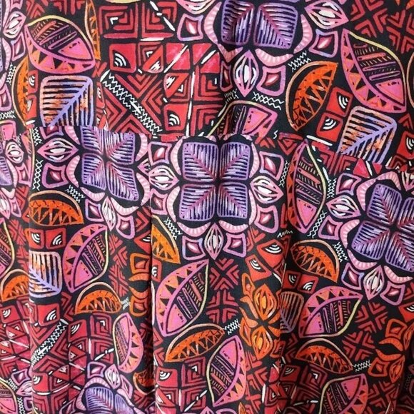 Catherines Button Up Blouse Womens Size 5X Roll Tab Sleeves Geometric Pockets - Picture 7 of 10